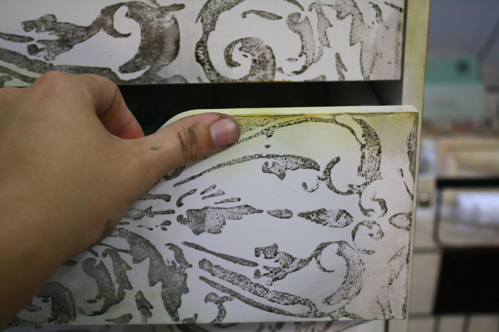 Using my finger to buff out that oil pastel. So easy to do , and the color payoff is great!