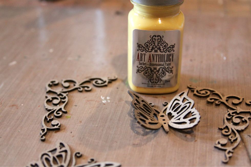 Using Sorbet Sunshine paint all your chipboard and let dry.