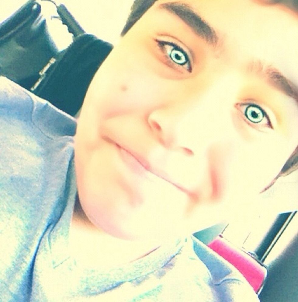 Using The Cross Process Effect, Acne Removal, And Eyes Care.