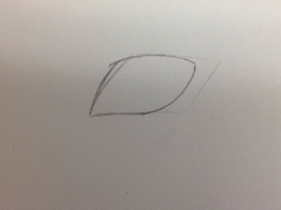 Using the sketch, draw the main 'body' for the eye as seen in the picture.