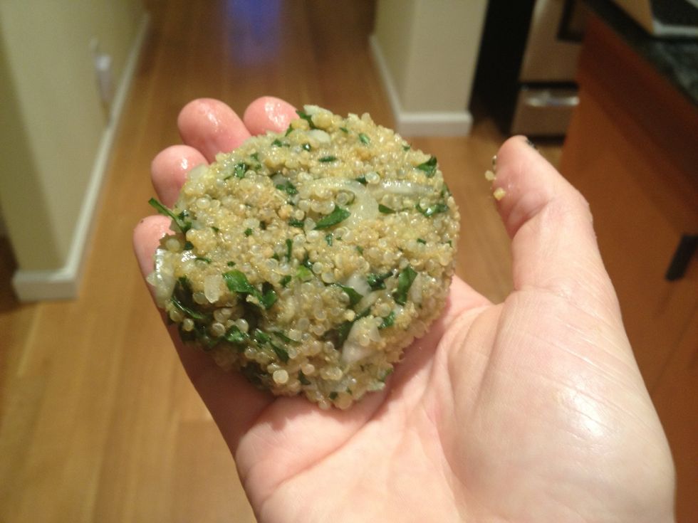 Using your hands, form into a cake. Each one should be about 1 inch thick.