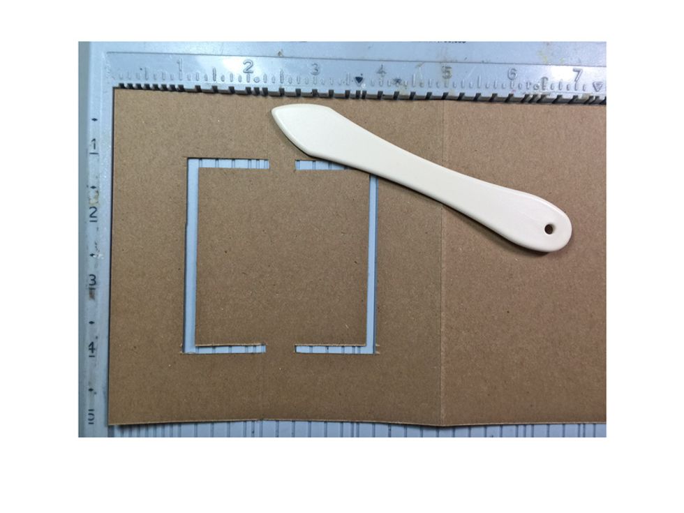 Using your score board score at the 1 3/4", 2 1/4" and 2 3/4" to the cut mark.