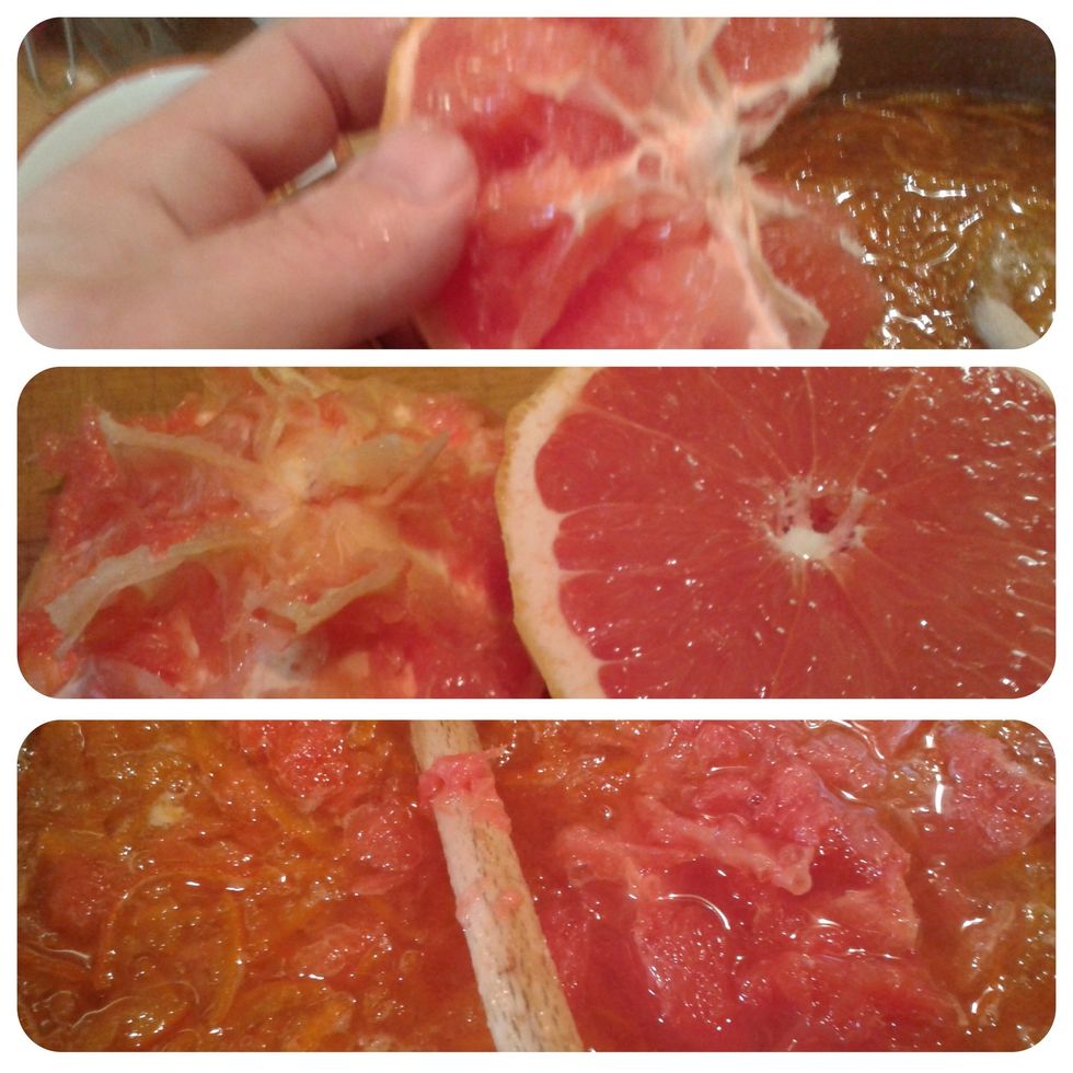 Using your thumbs gently juice the grapefruit into the pot - you will find that the flesh of the grapefruit comes away as you massage the juice out. This flesh is what gives it it's wonderful colour.