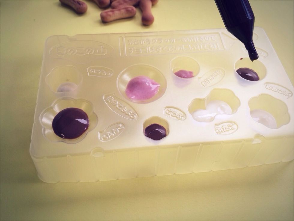 Vanilla-Choco-Strawberry