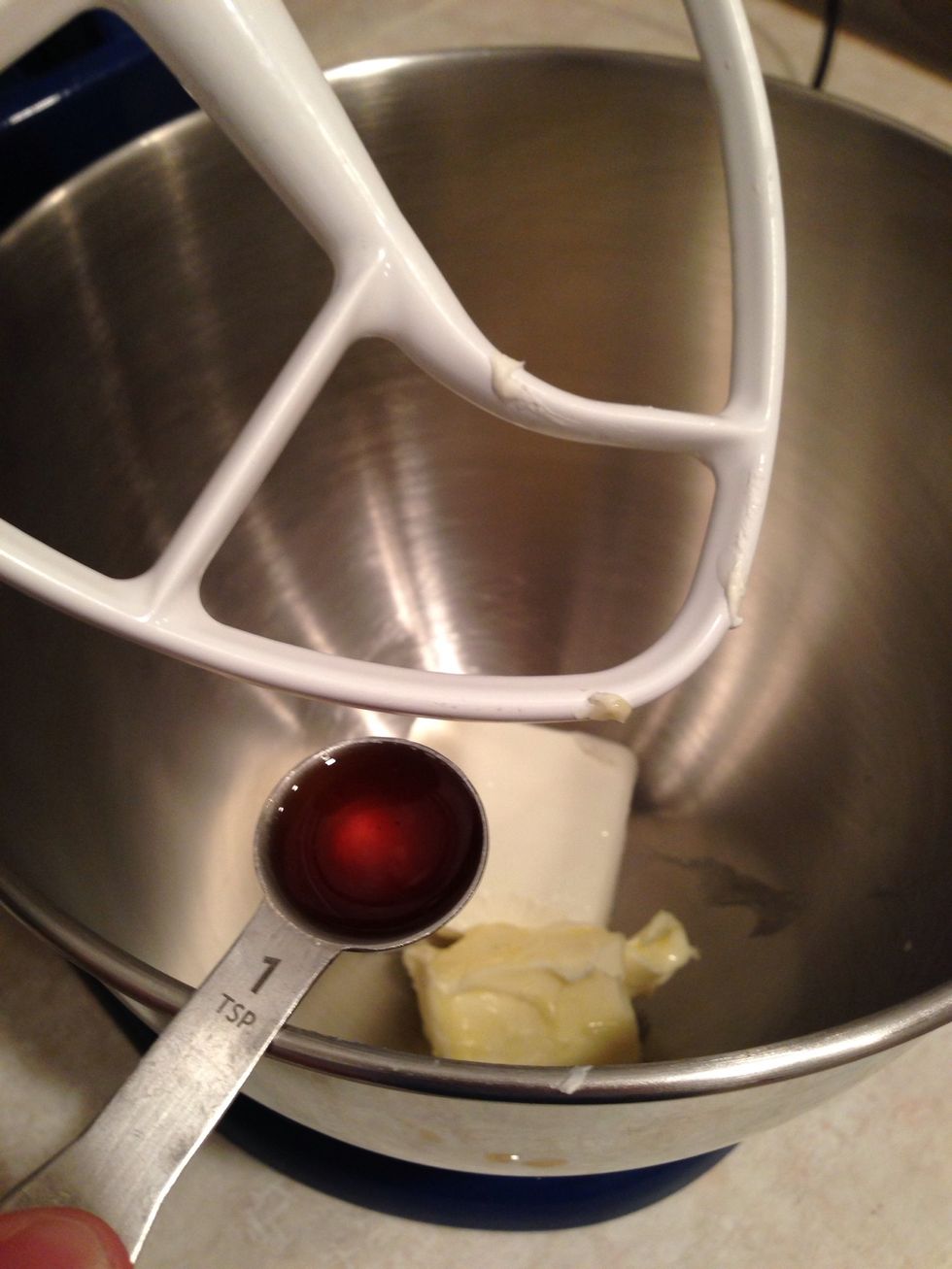 Vanilla time! I say 2 teaspoons but I always do more because I like vanilla. Try and stop me.