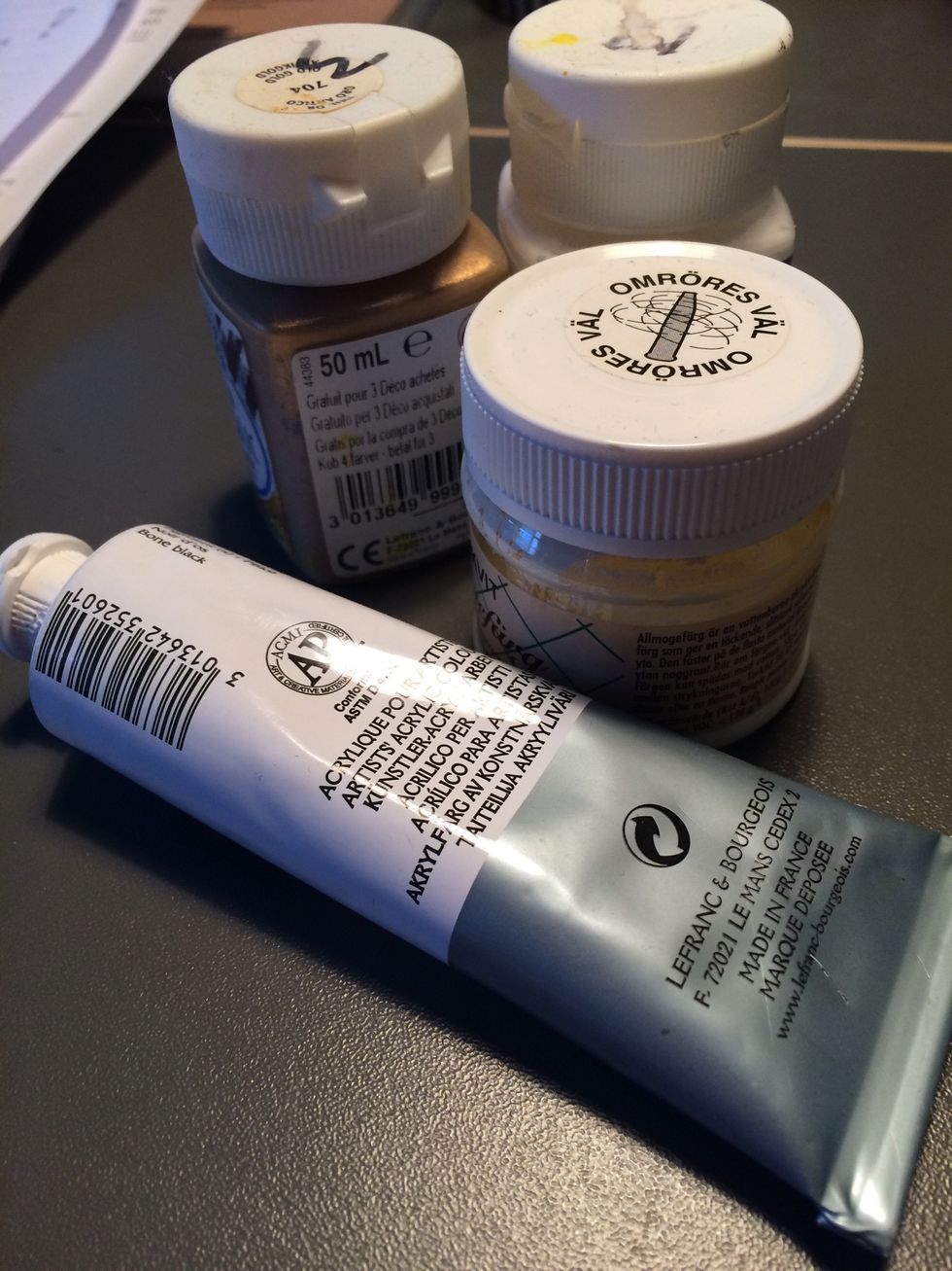 Vattenl\u00f6slig hobbyf\u00e4rg.