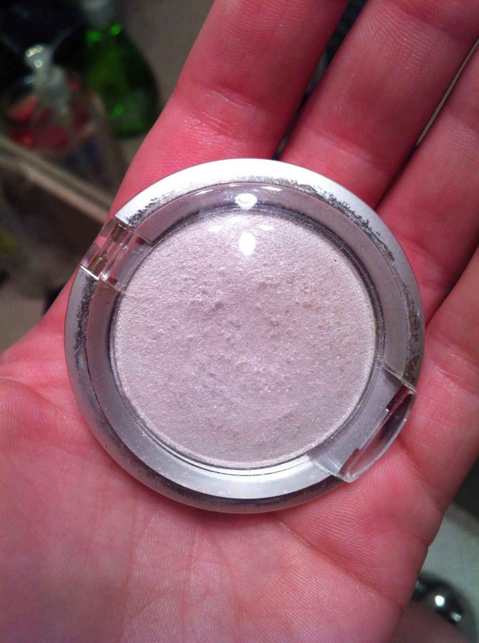 Very basic white eyeshadow