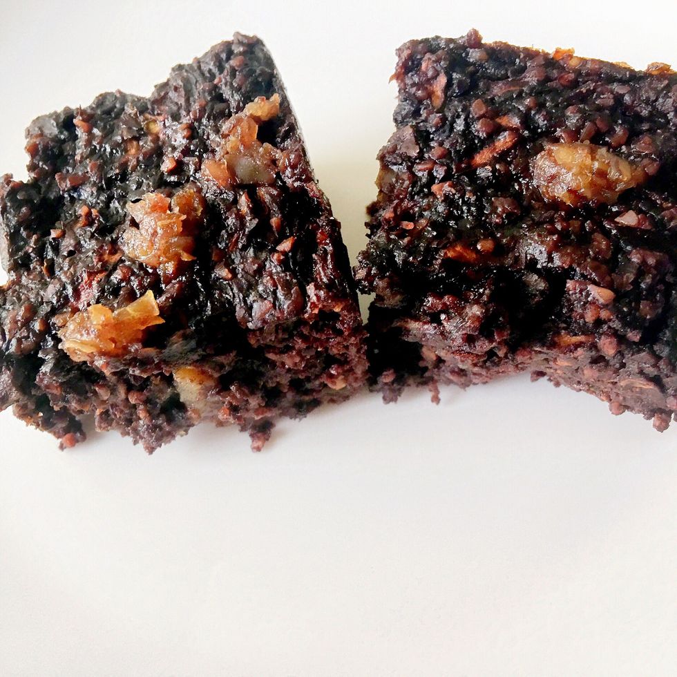 Very moist, very textured, very delicious cake!