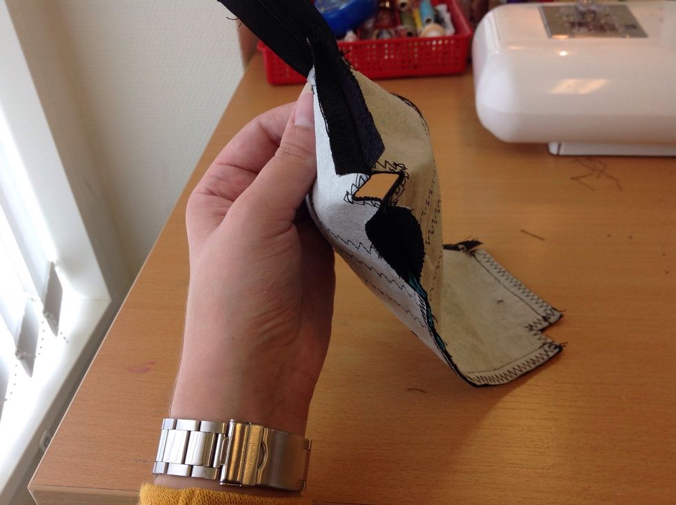 Vik is\u00e4r s\u00f6msm\u00e5nerna och passa ihop s\u00f6mmarna.