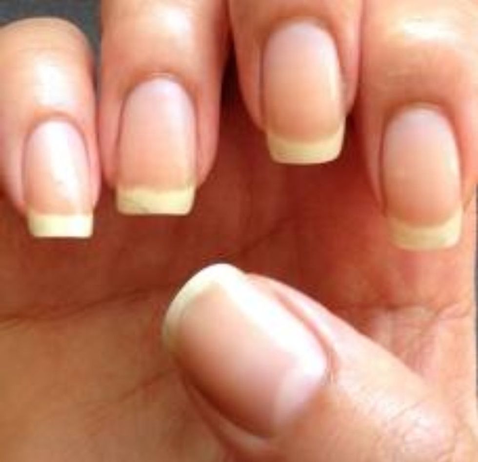 VIOLA!(: Clean Nails(: