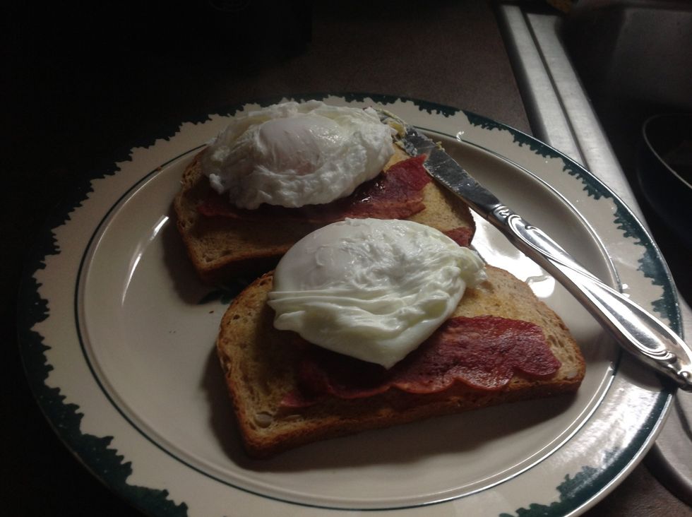 Voila, a delicious, healthy breakfast! Enjoy :)