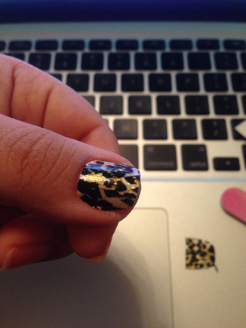 VOILA! That's one awesome nail! Go on, do the same thing with each nail \ud83d\ude00
