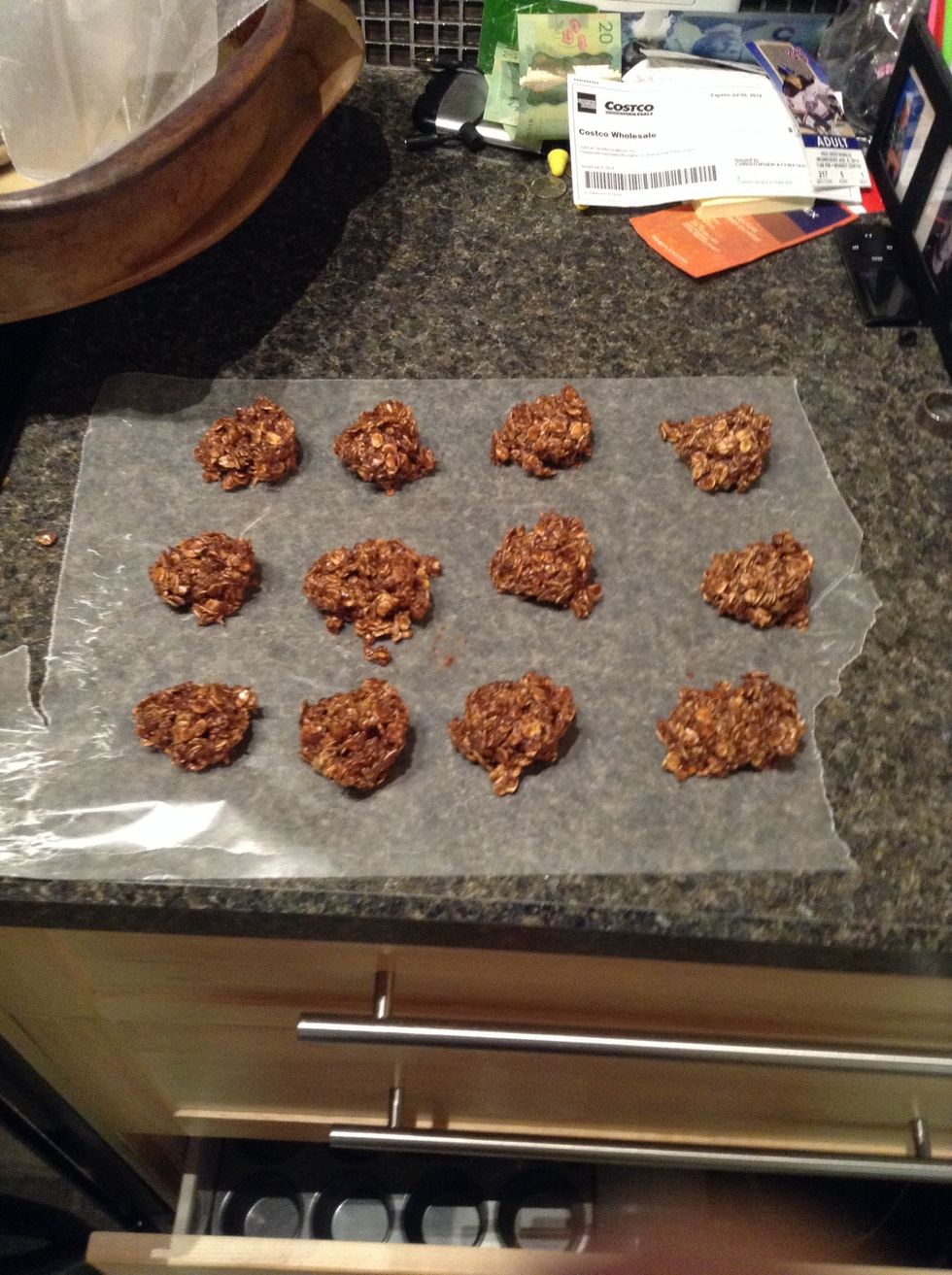 Voila, your no baked cookies. Enjoy! By: Ethan