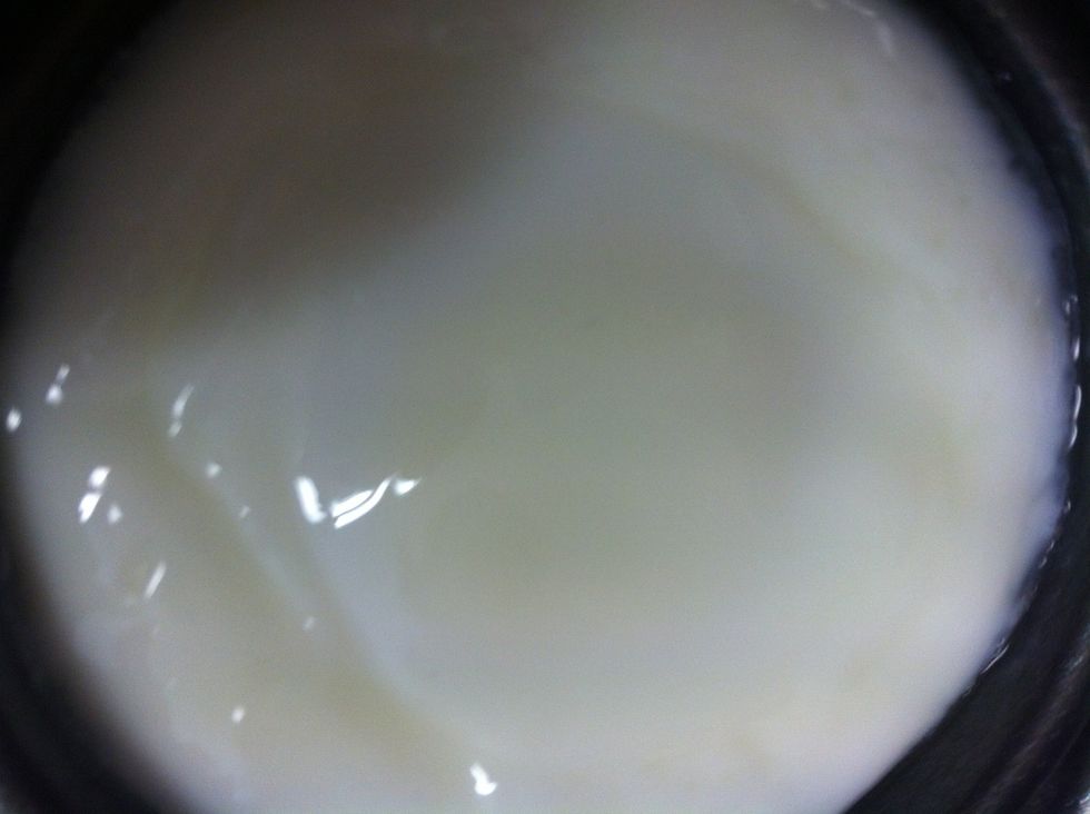 Wait for approximatly 3-4 minutes until the egg is no longer gooey and the egg is slightly firm