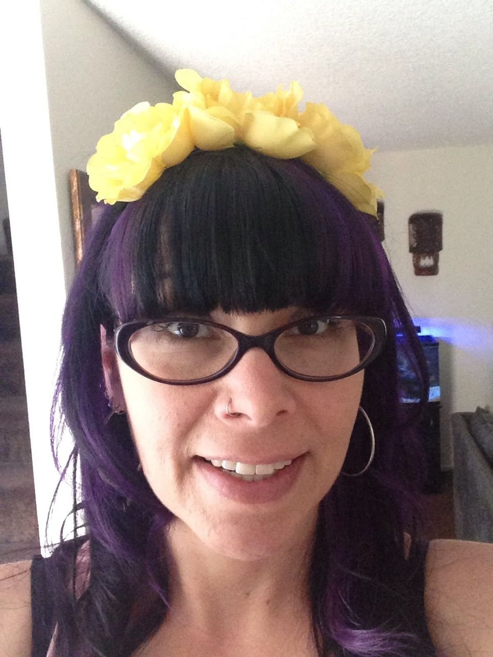 Wait for glue to dry.Then wear your cute flower headband out!