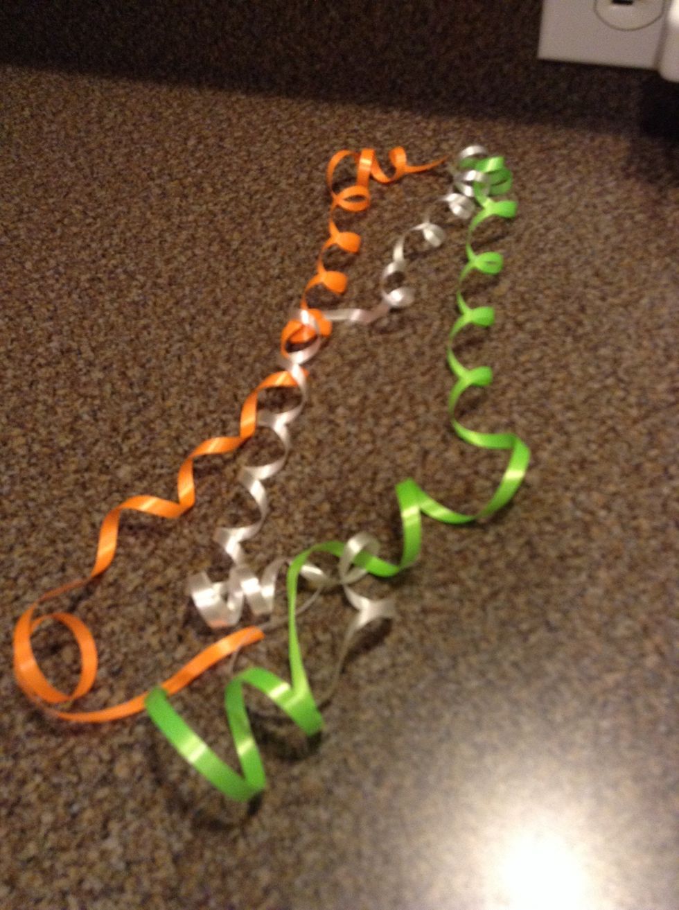 Walla there's ur curl