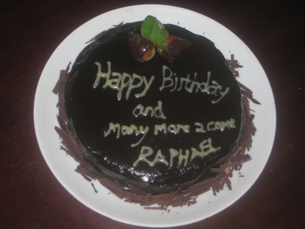 Was my birthday a few days ago, and this is one option to use your curls! Simple and neat.