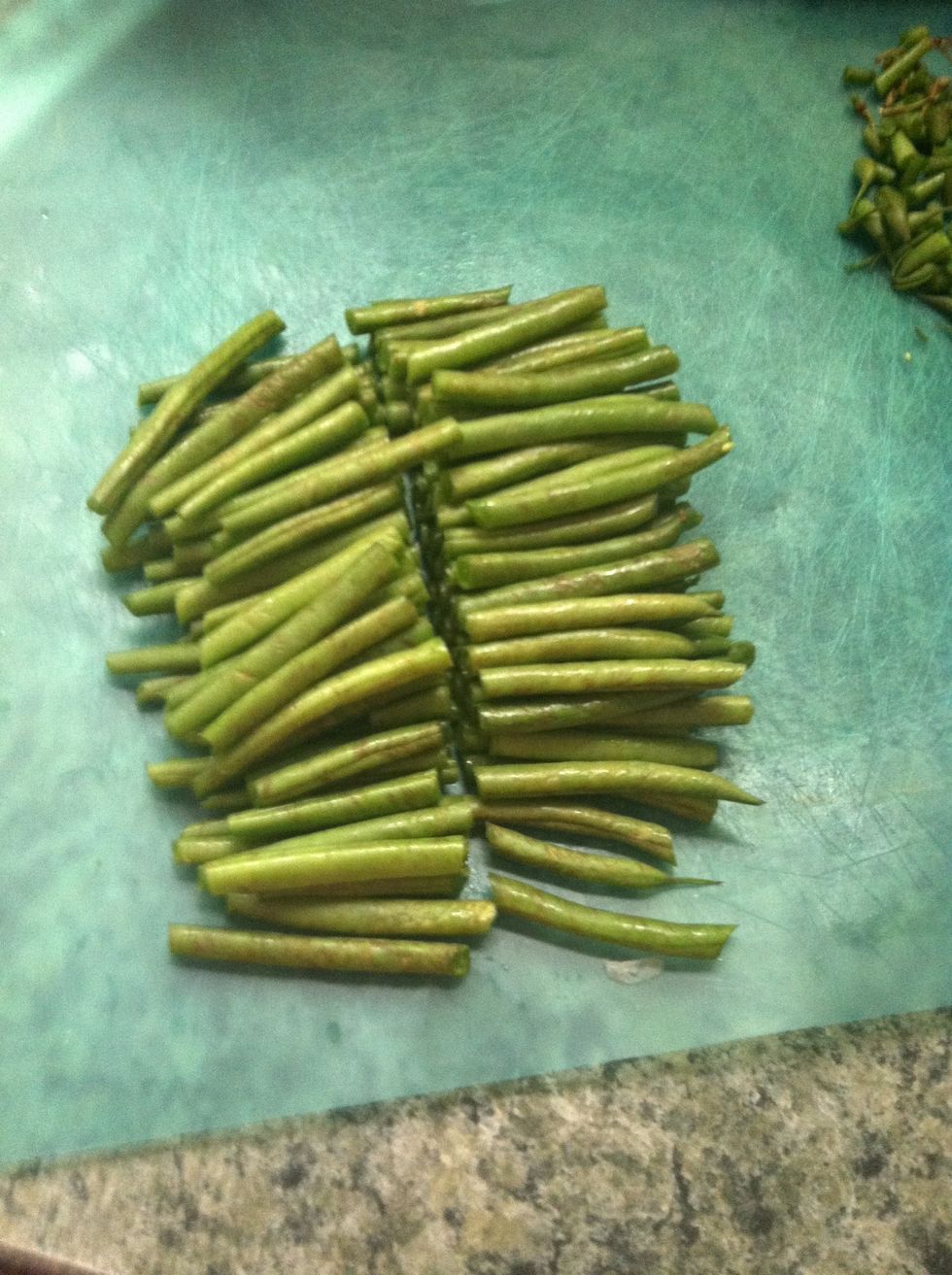 Wash and cut the green beans to add into your soup. You don't have to add them, I just love them in my soup \ud83d\ude04\ud83d\udc4c