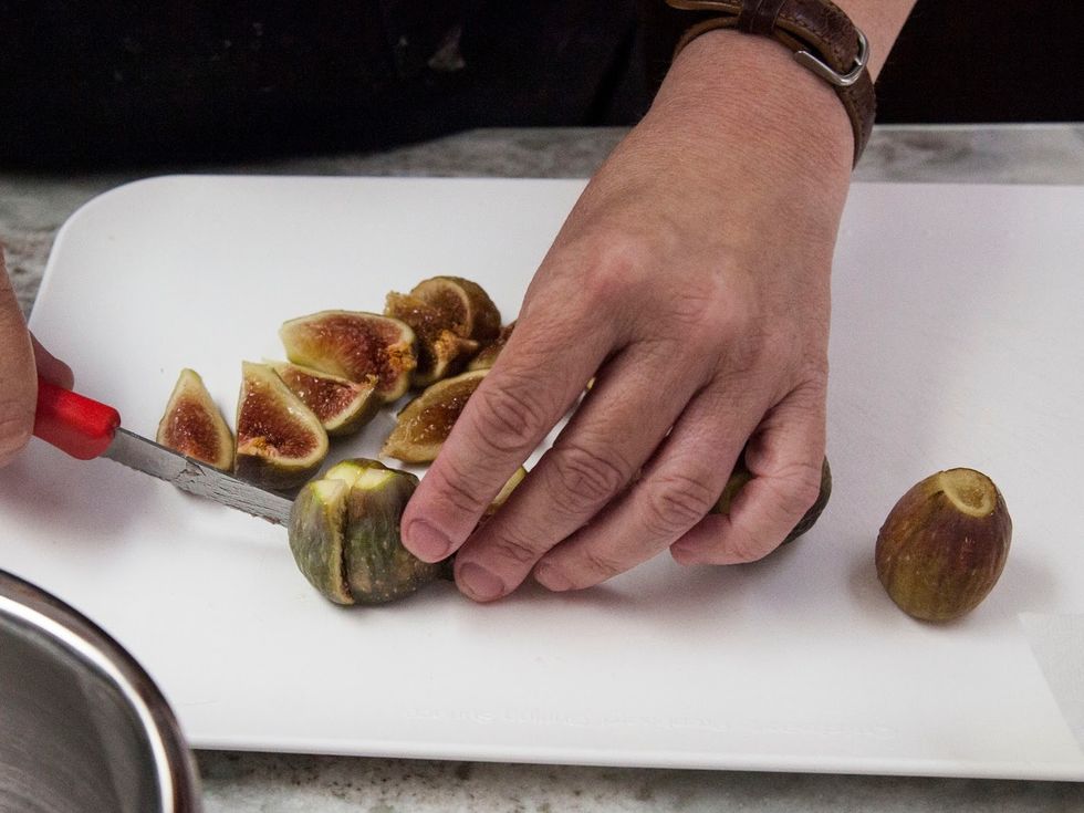 Wash, dry, and quarter the figs. Set them aside.