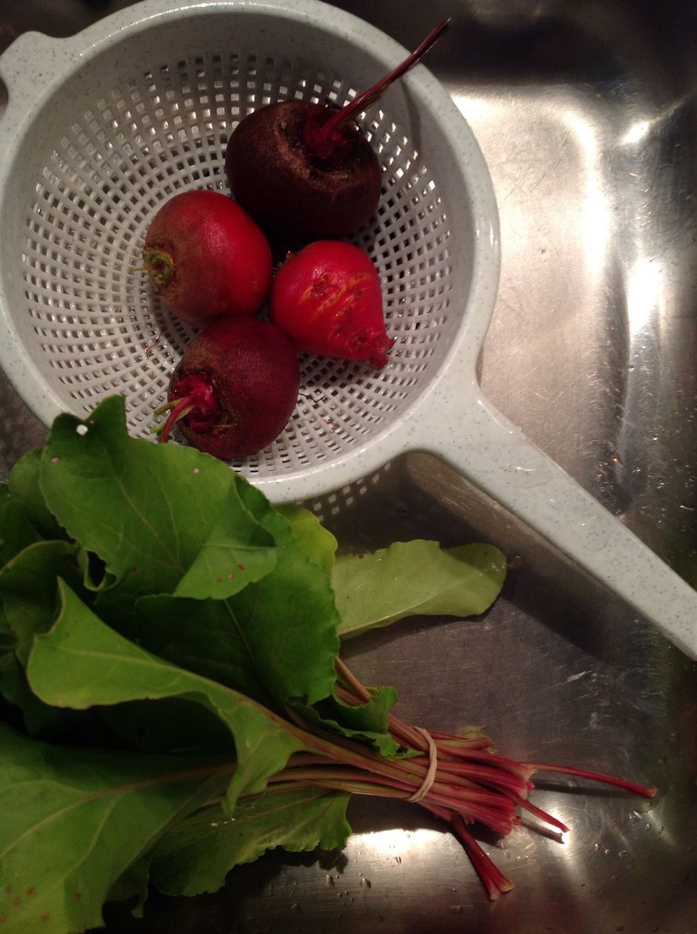 Wash fresh beets and rip off the greens.