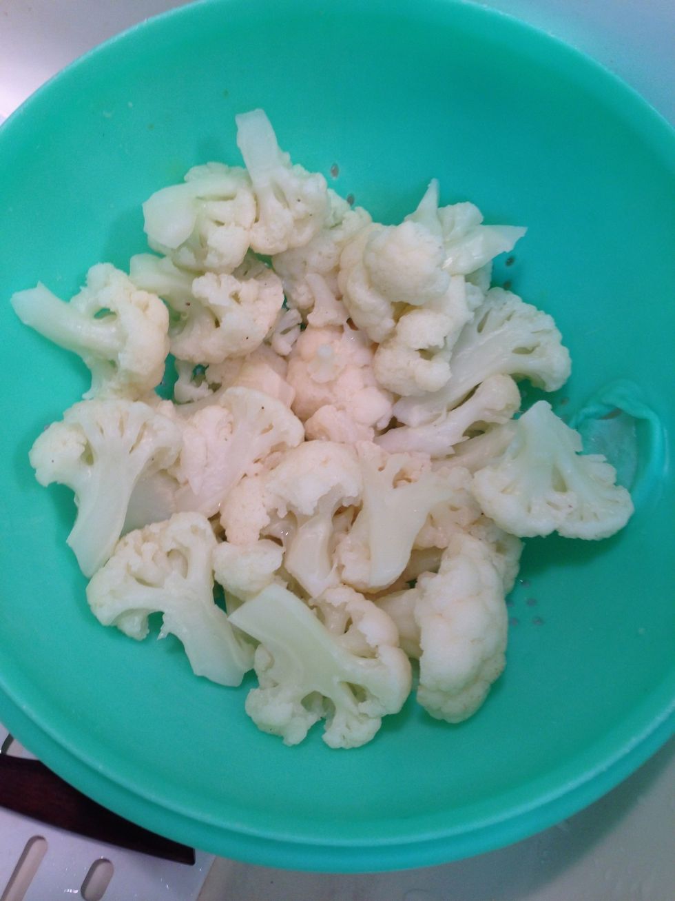 Wash & separate Cauliflower into flowerets. Cook gently in boiling water till tender, yet firm. Don't overcook. Drain.