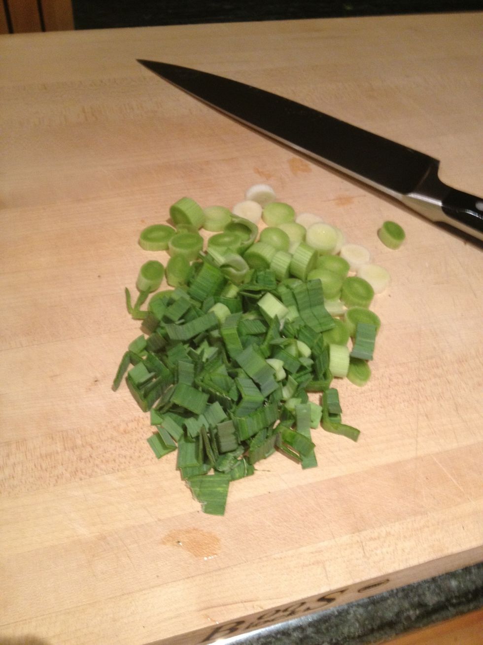 Wash the green garlic. Cut the stem into small pieces. Note: green garlic has a very delicate garlic flavor. However, if you want to tone it down, you can blanche the stalks.