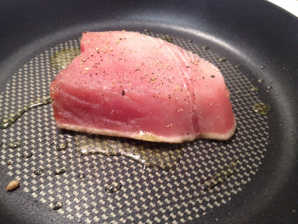 Watch the change in color as it cooks. The higher the line goes, the better it's cooked.