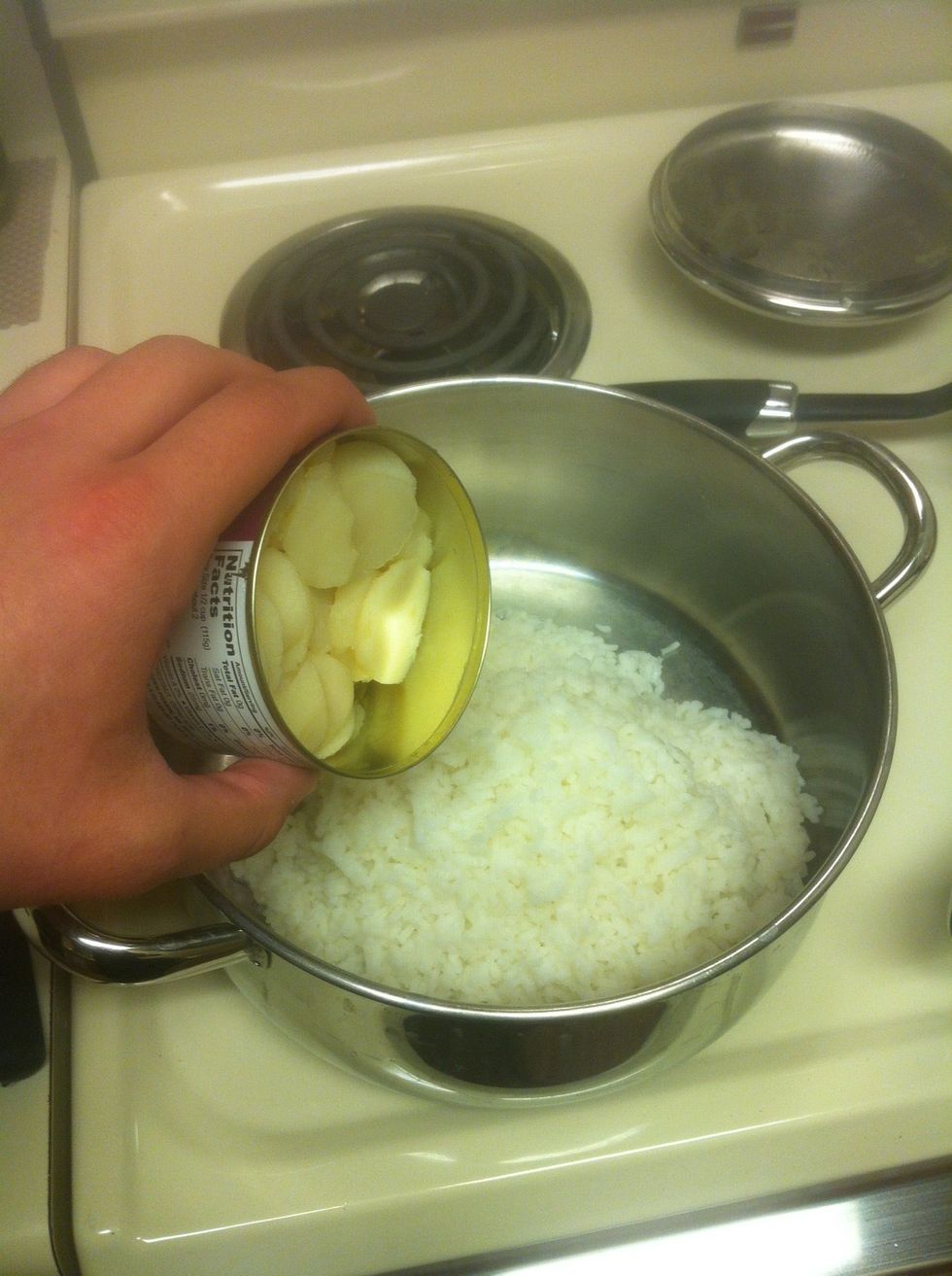 Water chestnuts go in.