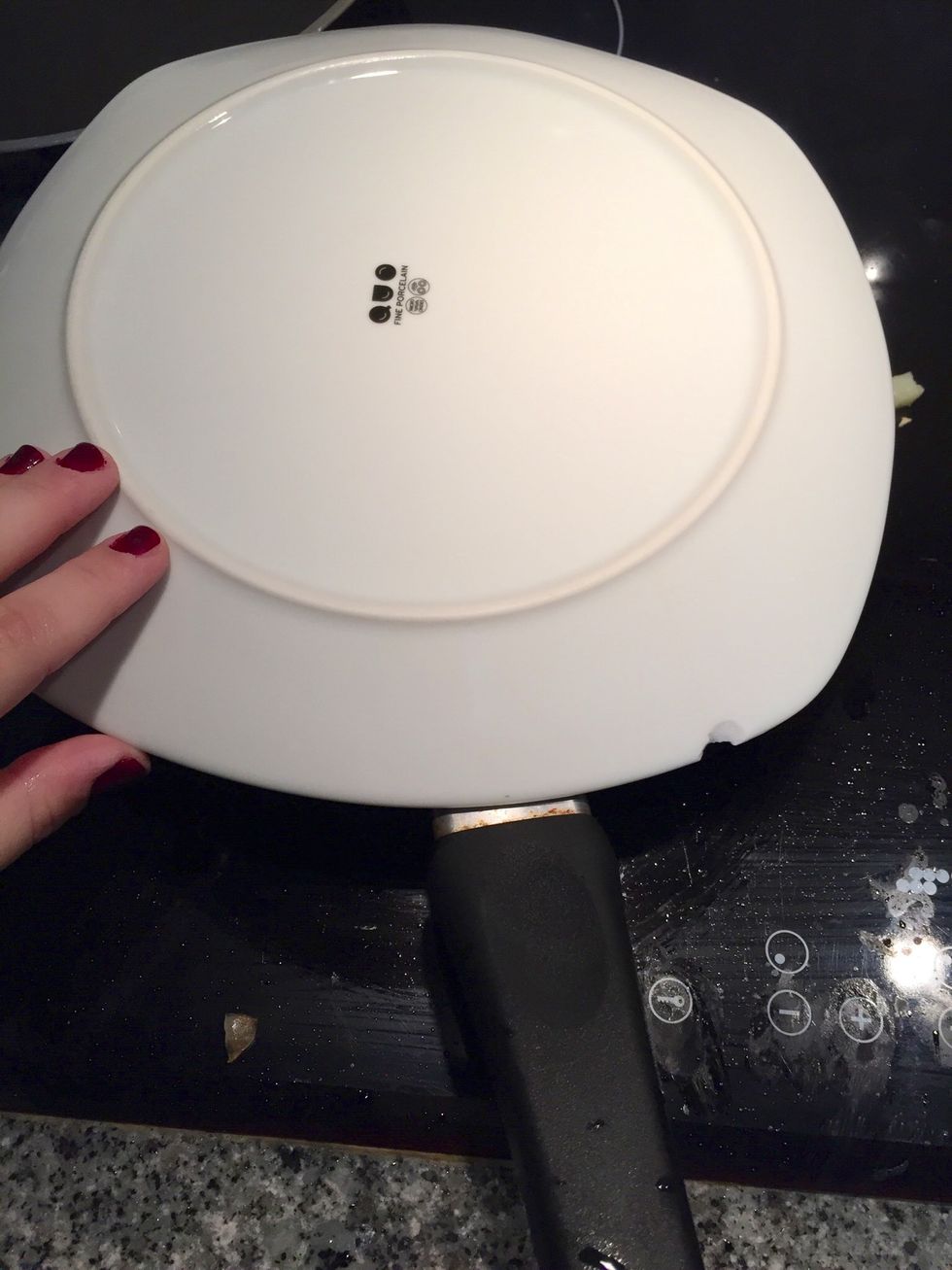 We are ready to flip it again - you can flip over it as many time as you want/the tortilla needs, I only do it twice.