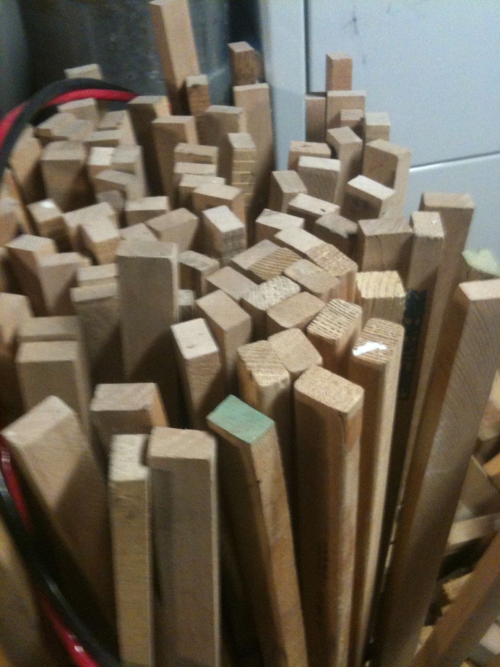 We collected some scrap wood from Miele Dishwasher packaging. There are 4 pieces of wood per dishwasher. So it takes a bit of collecting to get enough pieces.