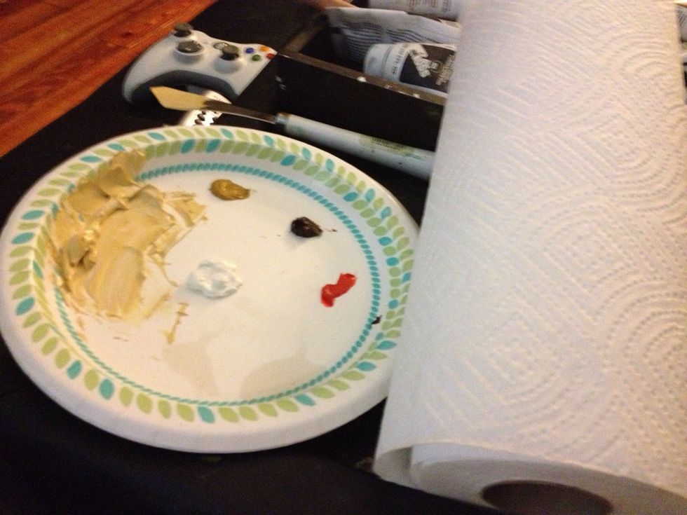 We have our colors on our plate and our roll of towels by our side. Let's do this!!