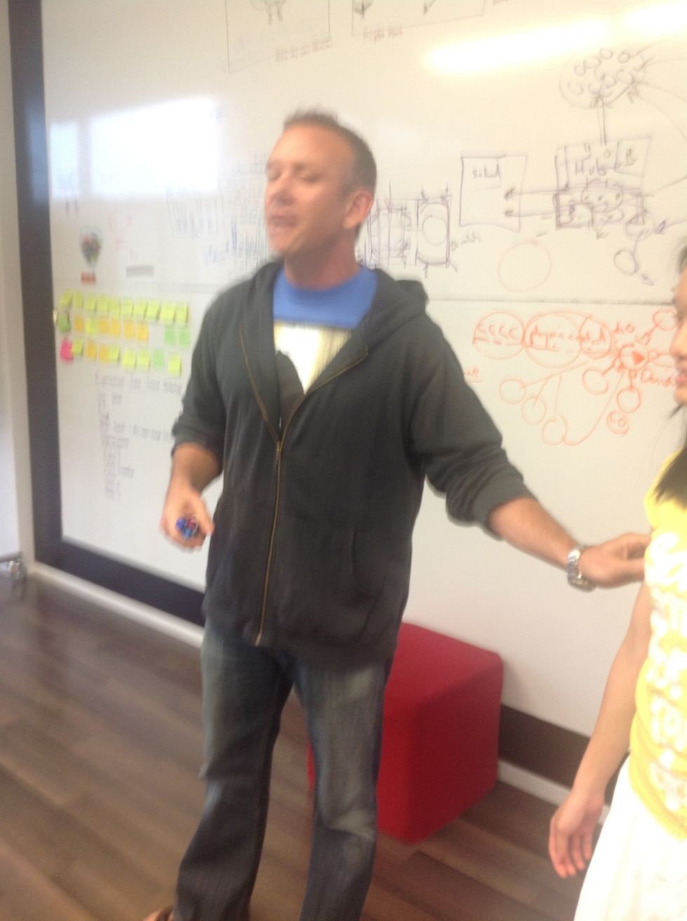 We talk about skin. We discuss why does skin have such a grip and so much friction? We move to biology. Why have we evolved to be so grippy? What would it be like if our skin was slippery.