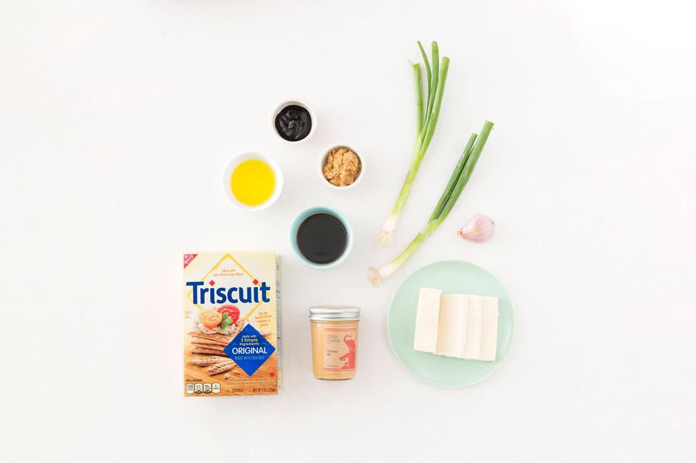 We\u2019re *always* on the hunt for new flavor combos, and TRISCUIT Crackers have proven to be the perfect vessel for these imaginative recipes. Today, we\u2019re taking a stab at pad thai TRISCUIT bites.