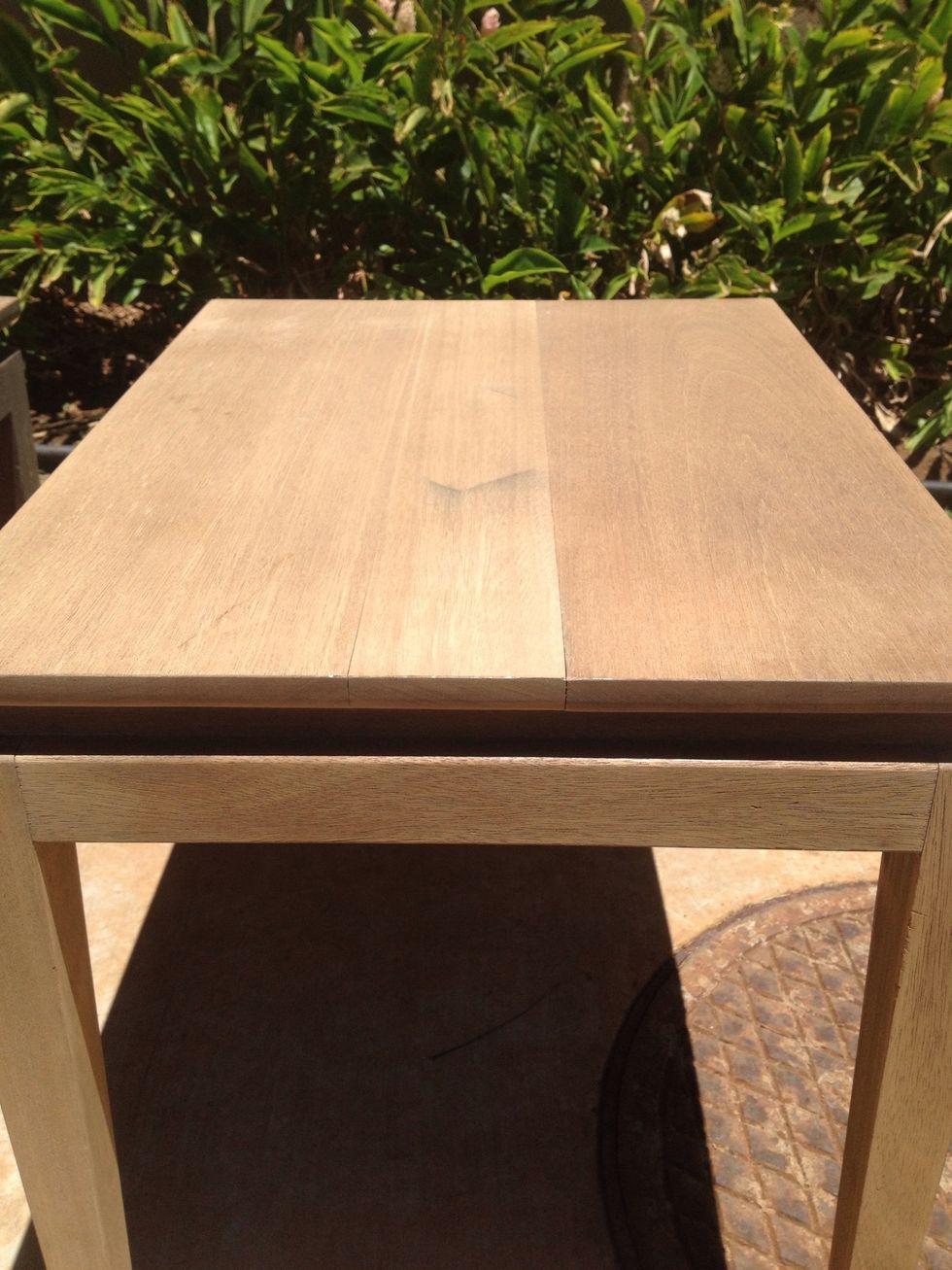 Weathered table after 30 minutes of sanding