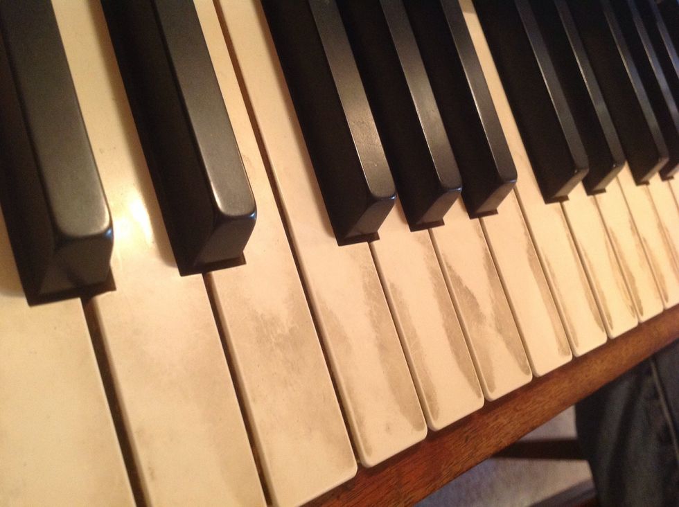 How to clean piano keys B+C Guides