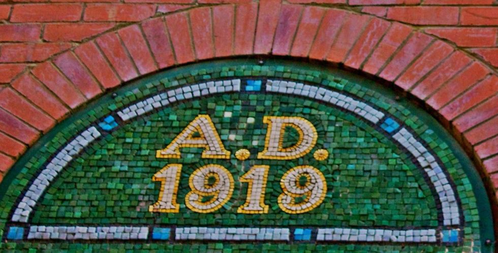 Western Dairies Building, Thornton St