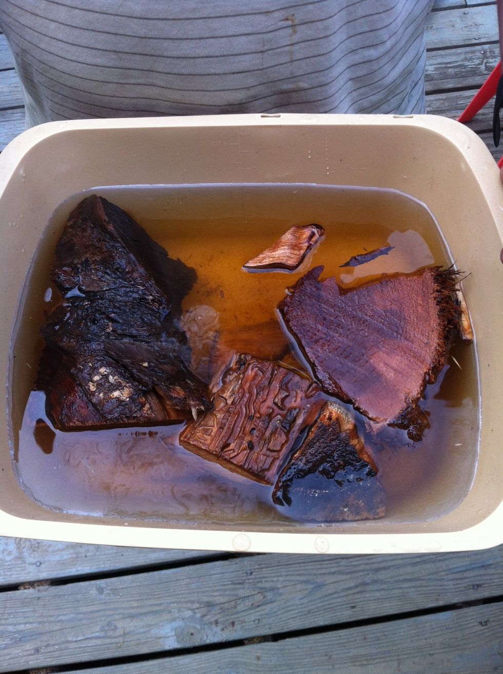 Wet applewood chunks. You can also use applewood chips.