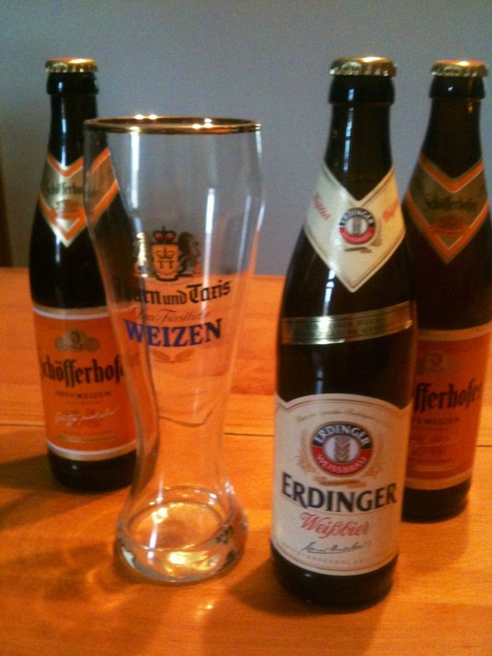 Wheat beer with its special flavour is a great (summer-)drink. In Germany, esp. in Bavaria we call it "Weissbier" or "Hefe-Weizen" (the prefix "hefe" is German for yeast). So let's start . . .