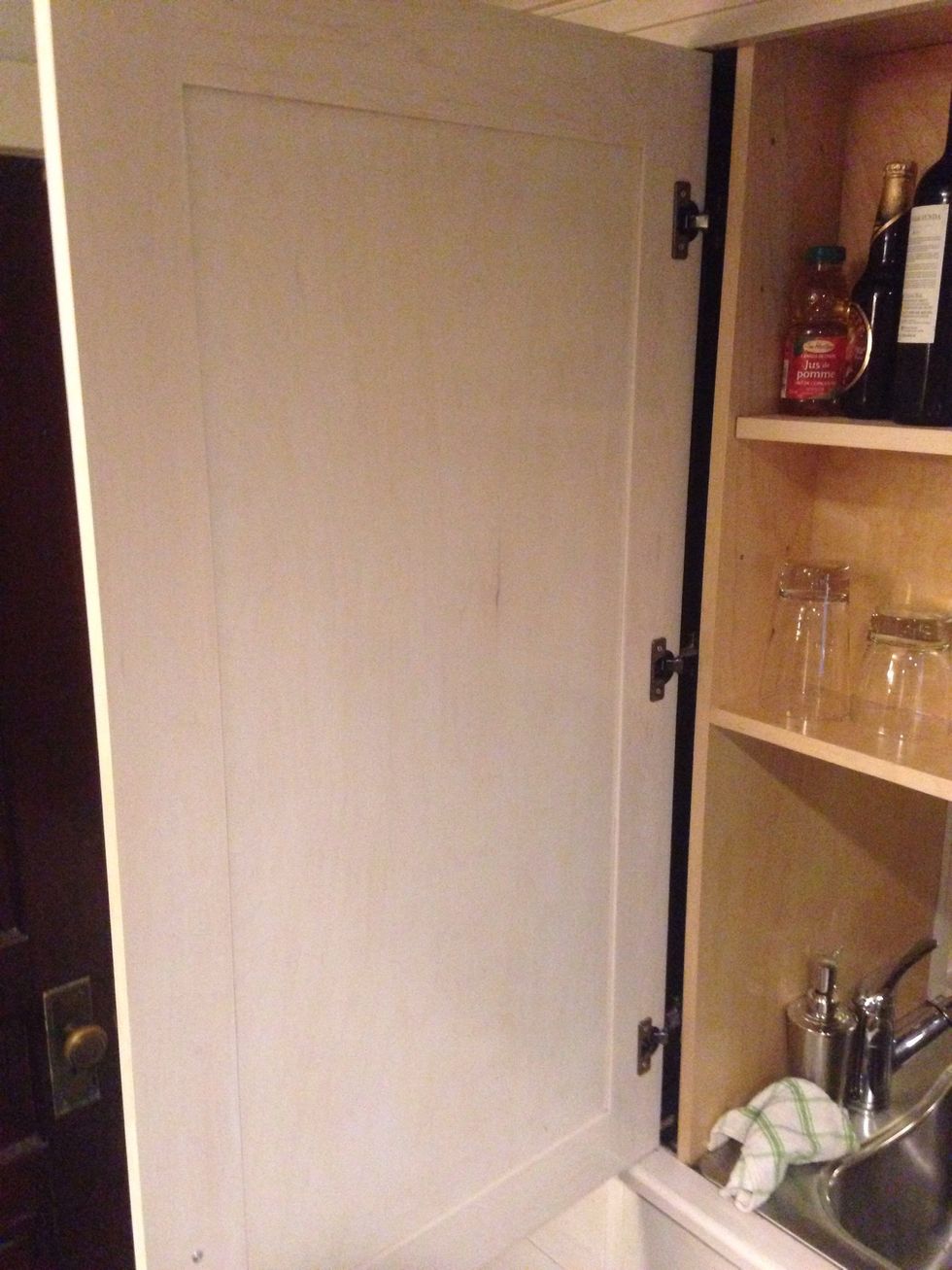 When closing the doors, very important to extend them all the way out before closing them