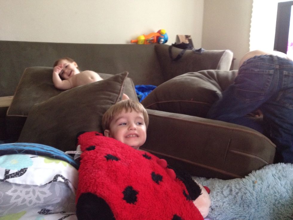When done, have fun pulling it all down and bouncing on cushions!