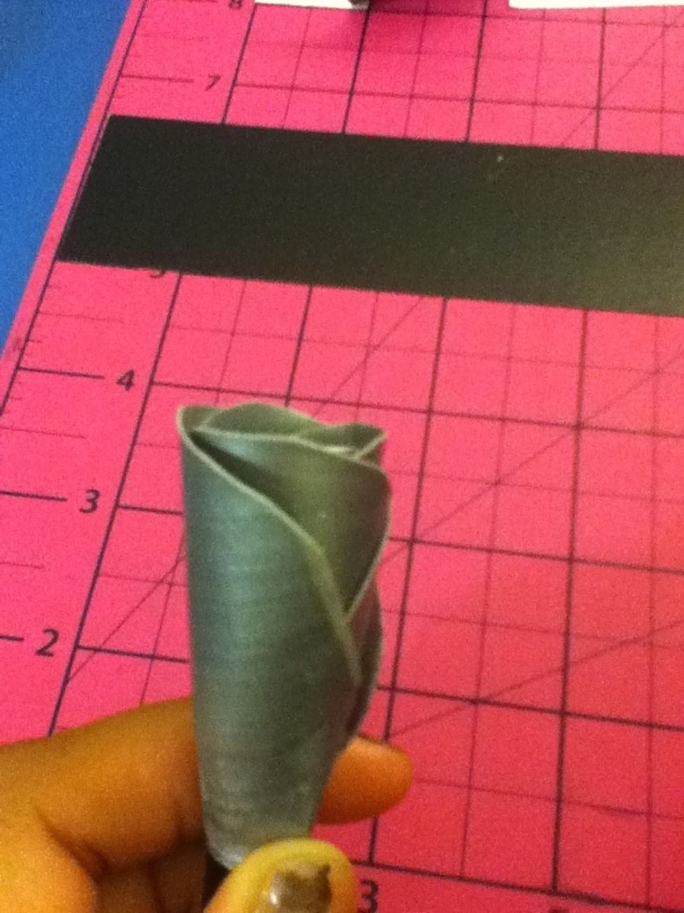 When done make at least 12 more petals and now you can decide how to apply them :D