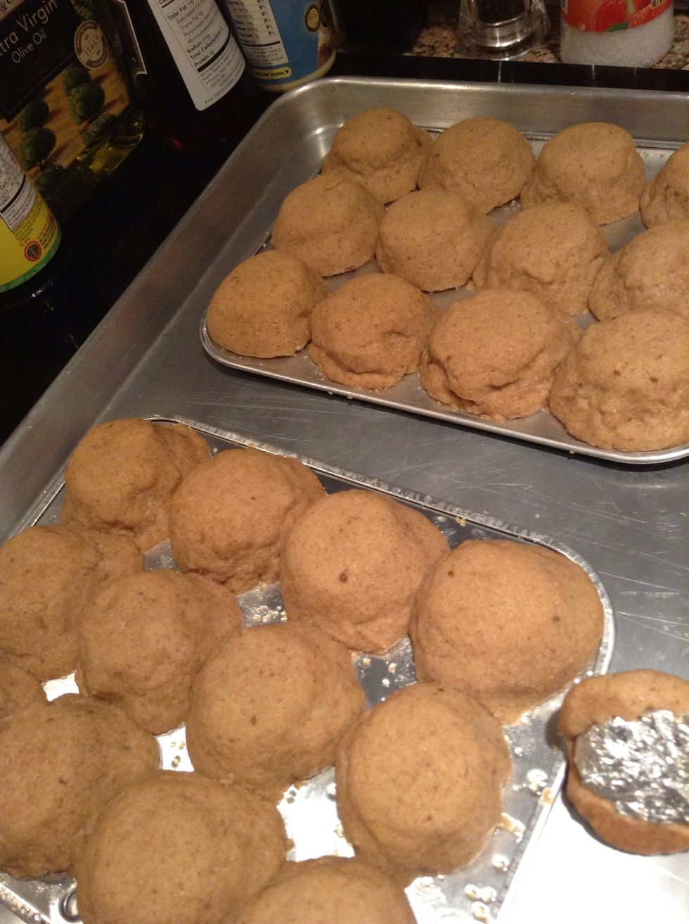 When finished, they should look like this. Use a butter knife to cut in between the cups. Do not run your knife straight down all the cups at once, I did that and I broke two of my cups.