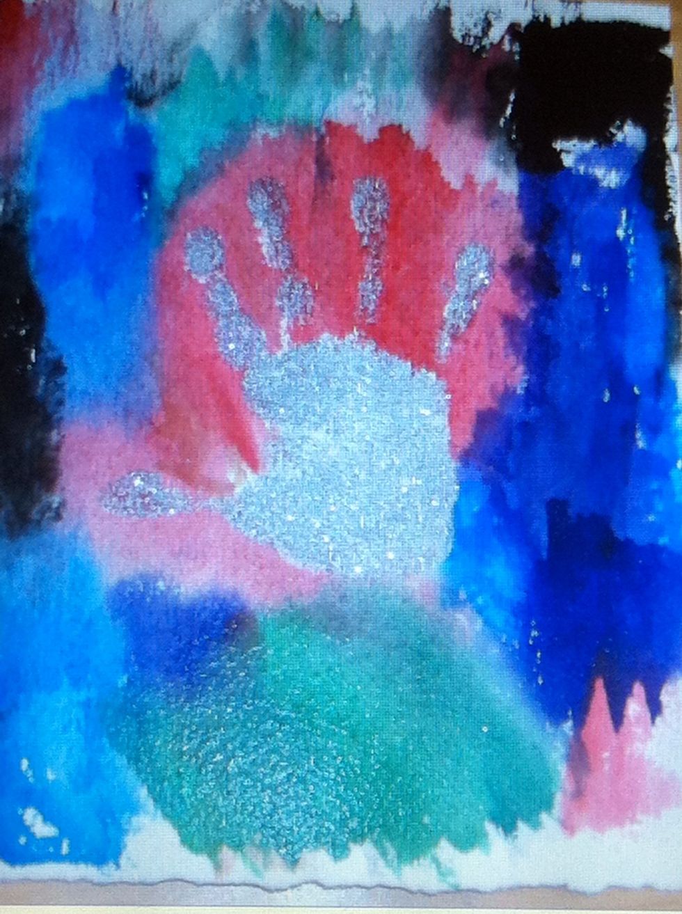 When finished, wipe the hand clean and let dry.