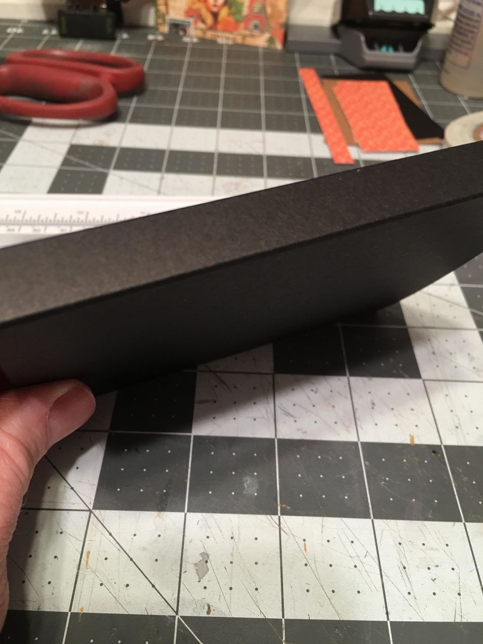 When folded up correctly, your album will have a 1/2" spine on the outside like this.