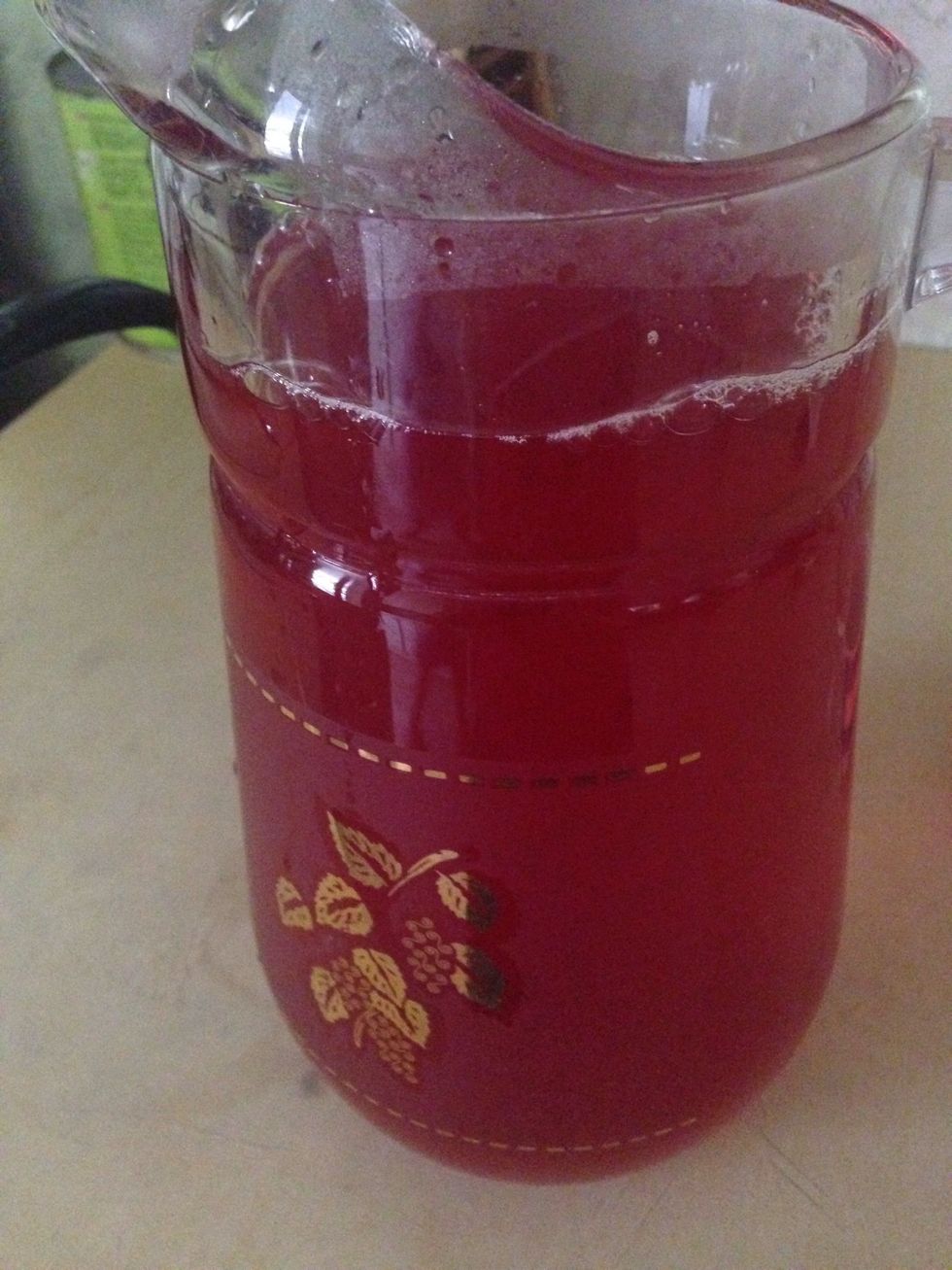 When it cools down pour into a glass jar and take to the fridge for about 3 hours