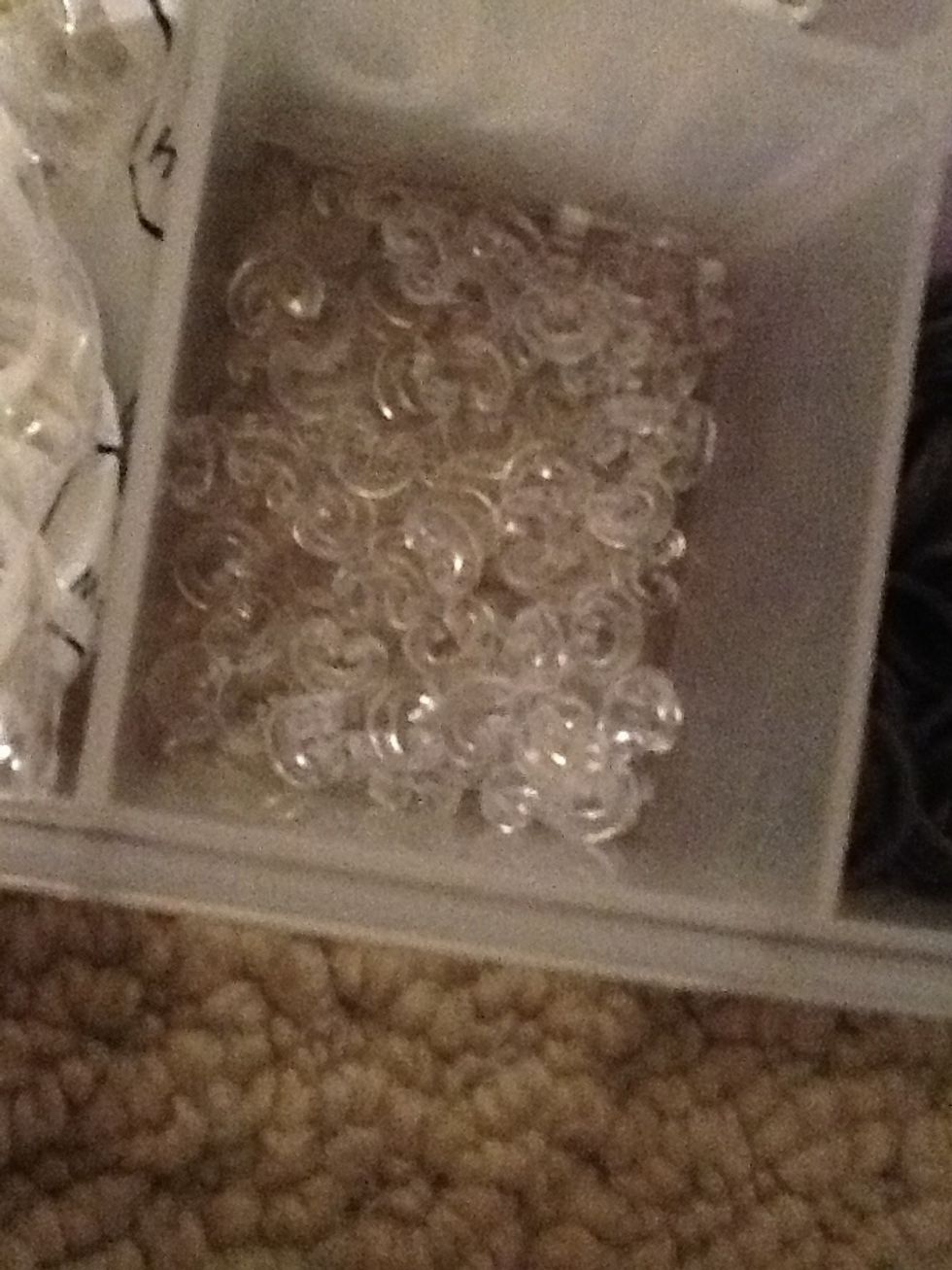 When it fits u use a c clip and connect one end of it to the other