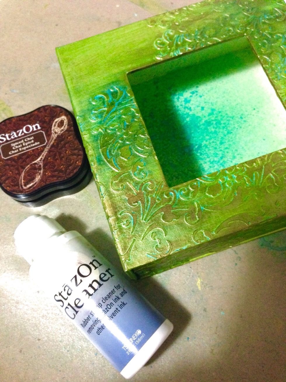 When it's blended in, this is how it will look like... When dried completely, it will give a very nice vintage gold...