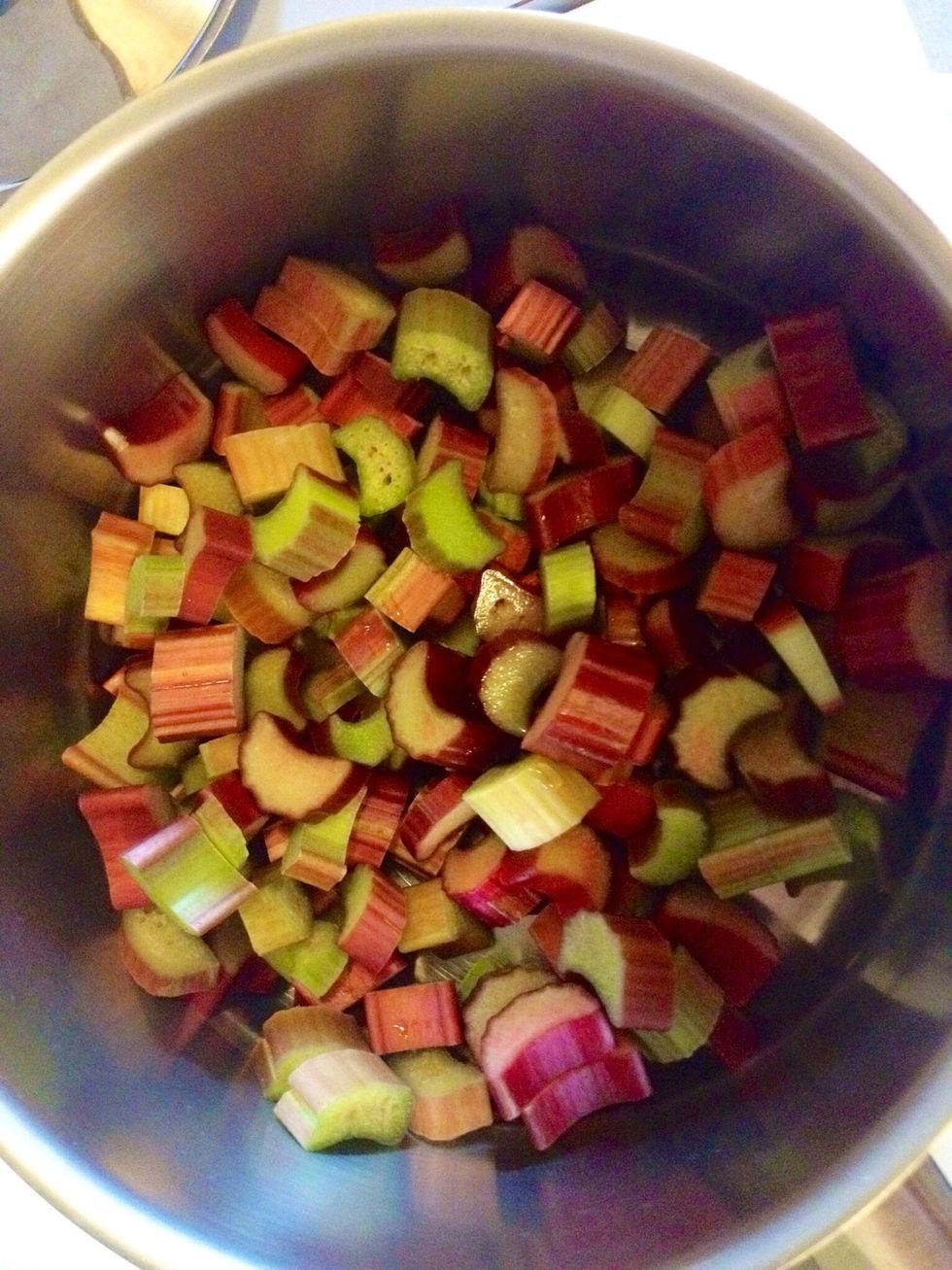 When it's simmering, add the sugar.