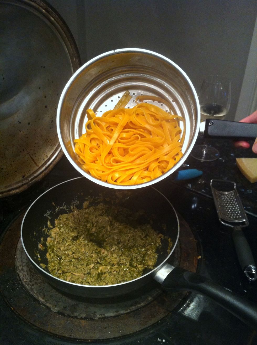 When pasta is almost cook add to the tuna pesto with bit of water from cooking pasta