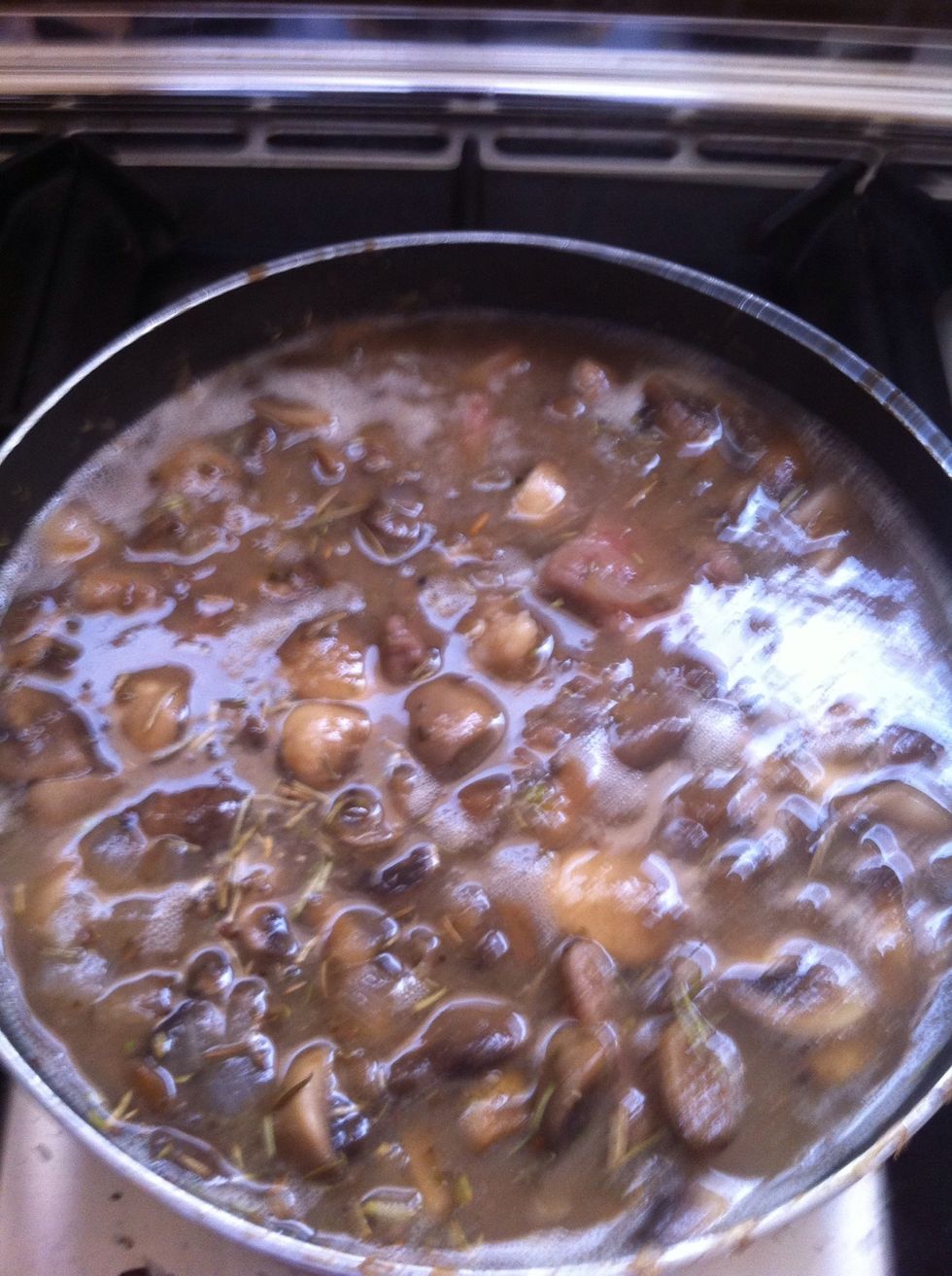 When the beef is all browned, ad the beef stock, now cook it till the stock boils, then leave it to simmer for 90 minutes, and keep checking on it, important not to let it boil durin the process \ud83d\ude04